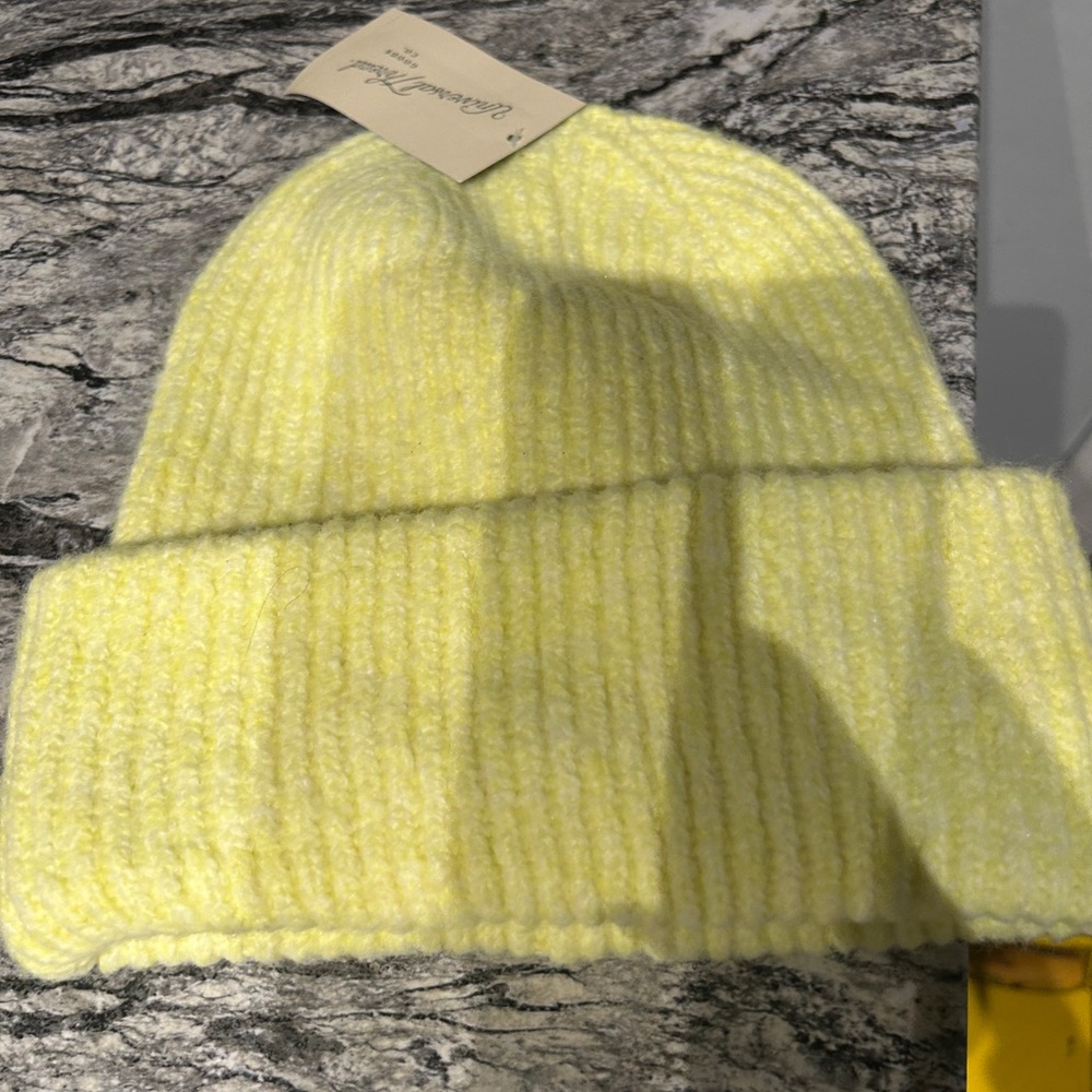 Universal Thread Light Yellow Knit Beanie